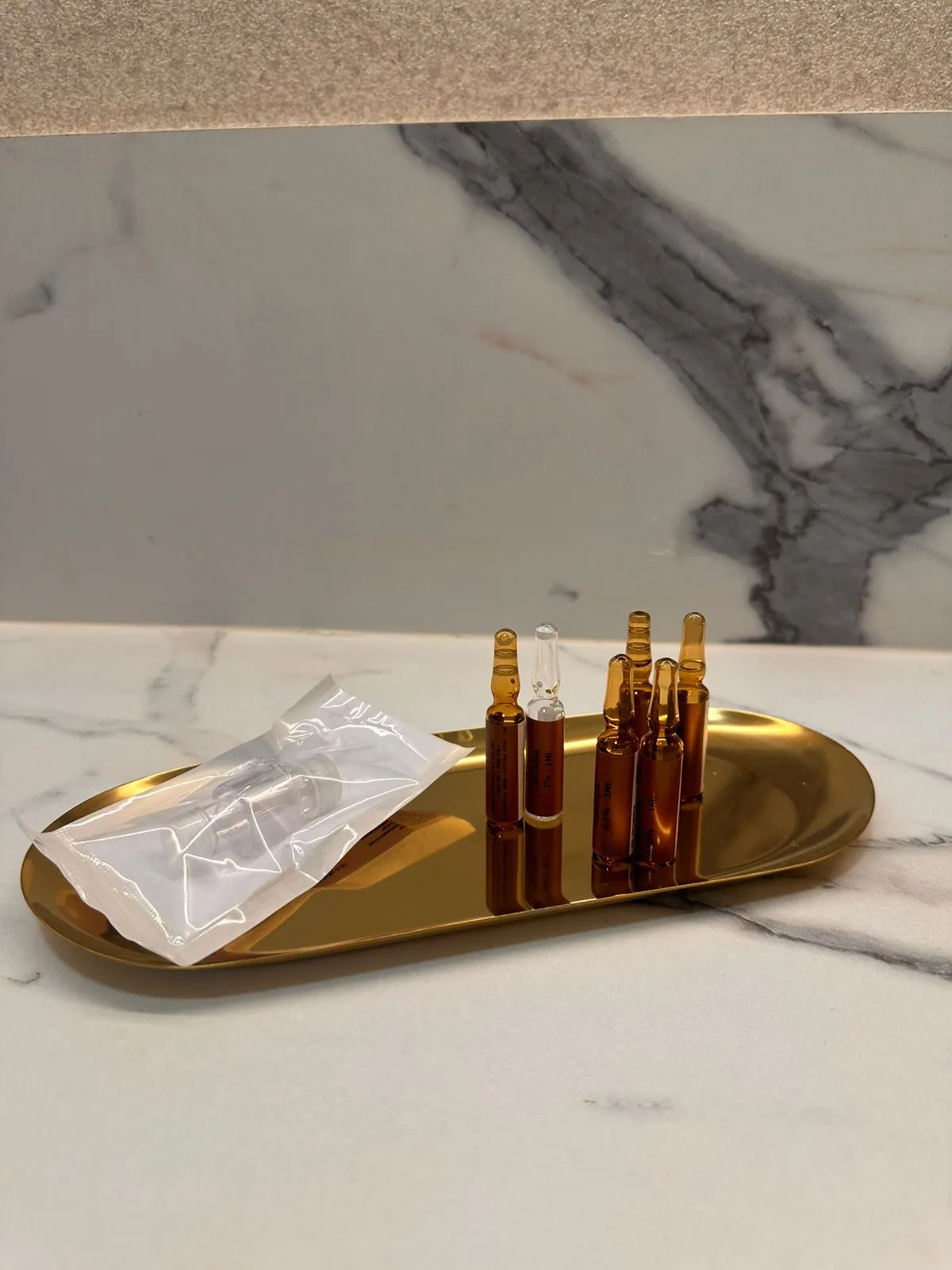 Ampolas para tratamento de acne e cicatrizes